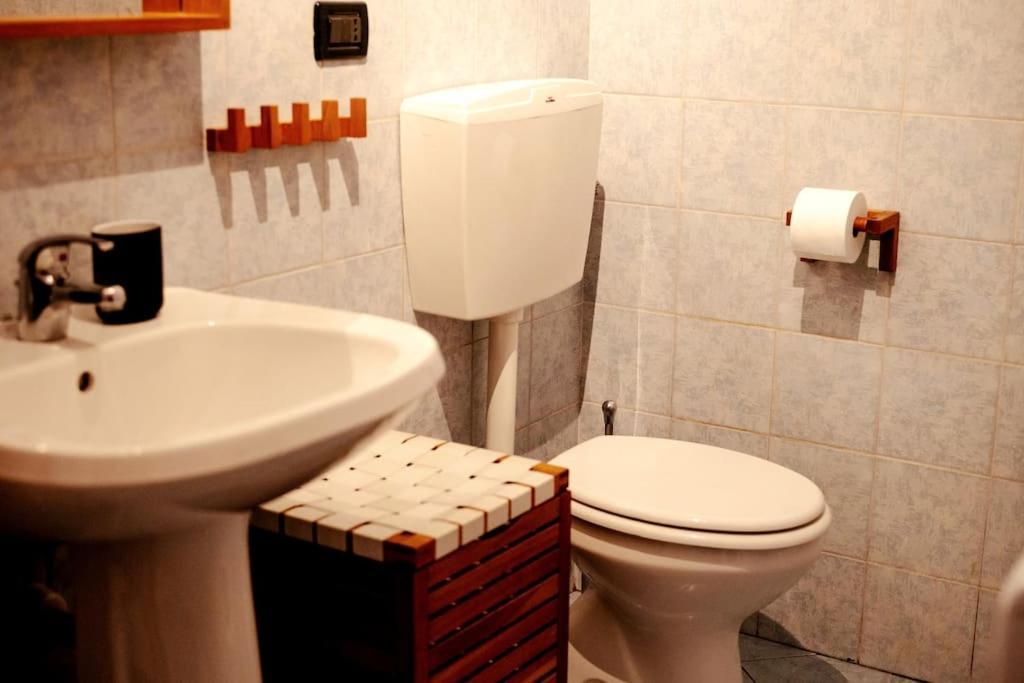 Grazioso Loft A 5 Minuti Dal Centro Di Torino Apartment Luaran gambar